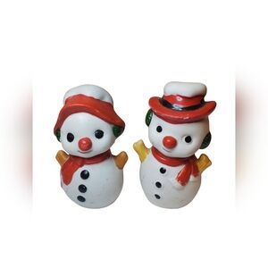 Vintage snow people salt and pepper shakers
